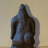 sculpture femme monstre pierre rocher